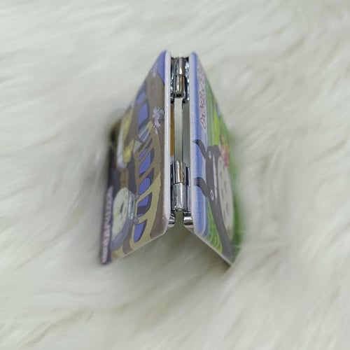 مرآة توتورو TOTORO MIRROR