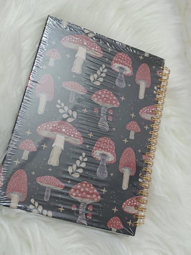 دفتر الفطر MUSHROOMS NOTEBOOK