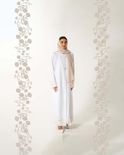 عباية لينن بتطريز ورد