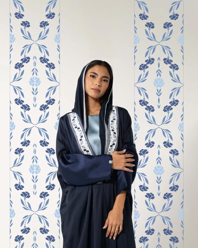 عباية سوسن-نص بشت