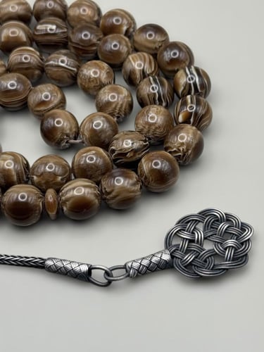 سبحة بكلايت | بني مموج مع طرابزونة فضة