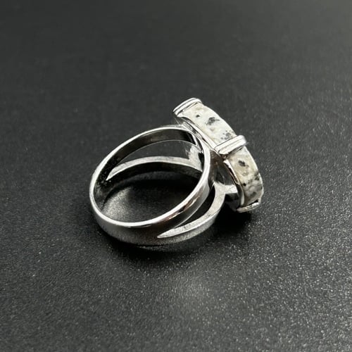 تيرازو | خاتم ملكي مخالب فضه عيار 925 - أبيض منقط