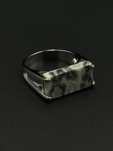 ماربل | خاتم ملكي مستطيل فضة عيار 925 - رصاصي مموج