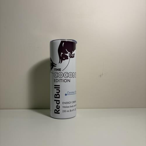 مق ريدبول الابيض