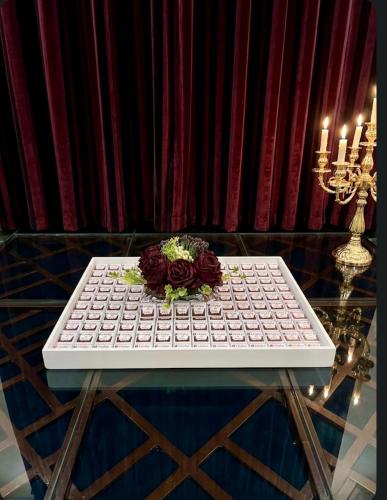 Rose tray customization