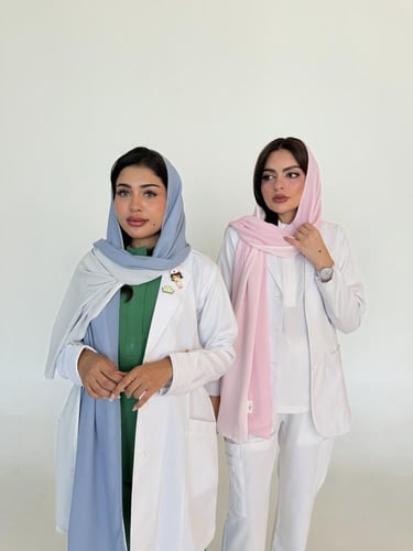 طرحه مكس لون وردي مع لون اف وايت