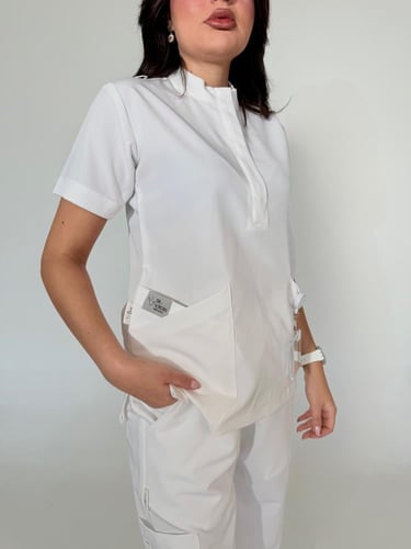 سكراب نسائي ابيض - white women's scrub