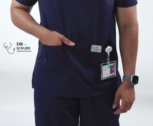 حامل بطاقة التعريف بلاستيك - ID Card Holder