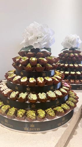 هرم مدرج ملكي خاص كبير للمناسبات