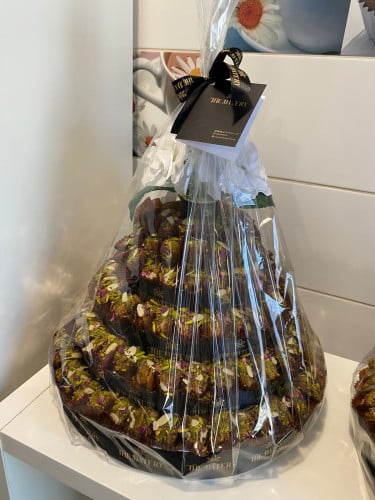 هرم مدرج ملكي كبير (للمناسبات)