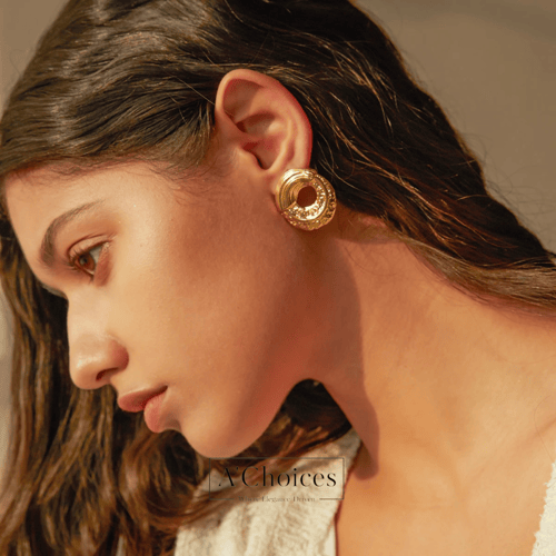 أقراط بأشكال متنوعة