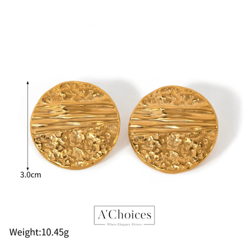 أقراط بأشكال متنوعة