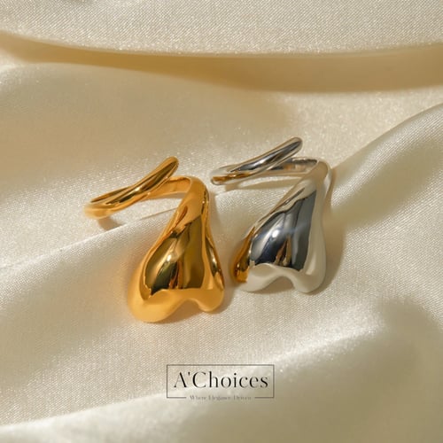 خاتم على شكل قلب