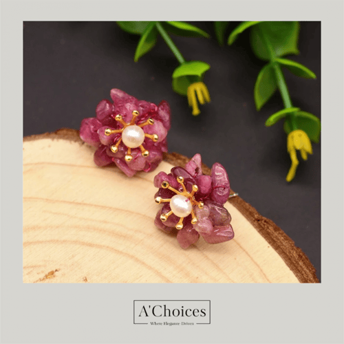 أقراط مصنوعة يدوياً من الفضة والنحاس المطلي بالذهب...