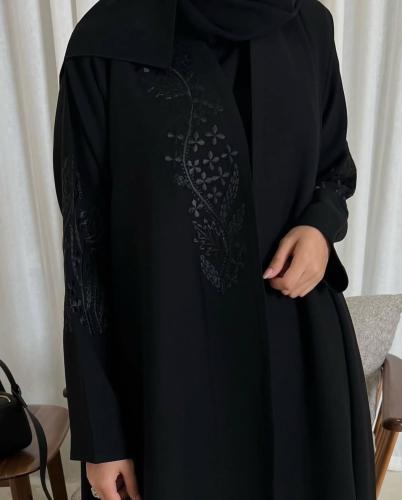 عبايه الدوام