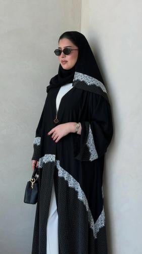 عباية ساره