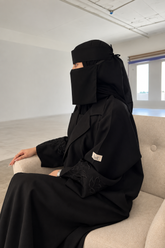 نقاب صغير-عبايات مميزة