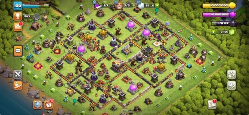 قرية كلاش اوف كلانس لفل 100 + تاون هول 11 + 7 جنود...