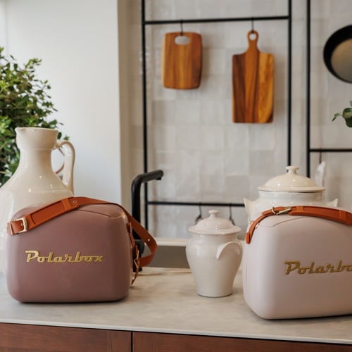 حقيبة غداء كلاسيك موف: الأناقة والعملية معًا