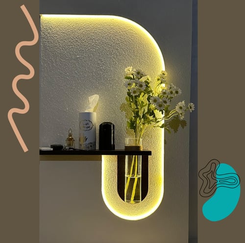 طاولة مع لوحة جدارية 3D مع ليد مضي وفازة للورد تحك...