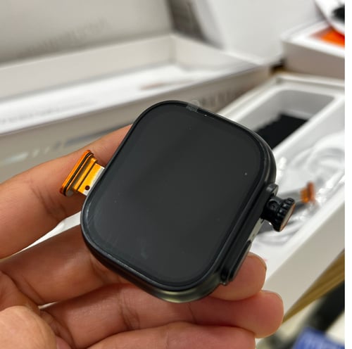 ساعه ذكيه 8 الترا بشريحة SIM و كاميرا للتصوير و تد...