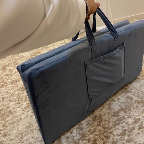 حقيبة للعب البلوت