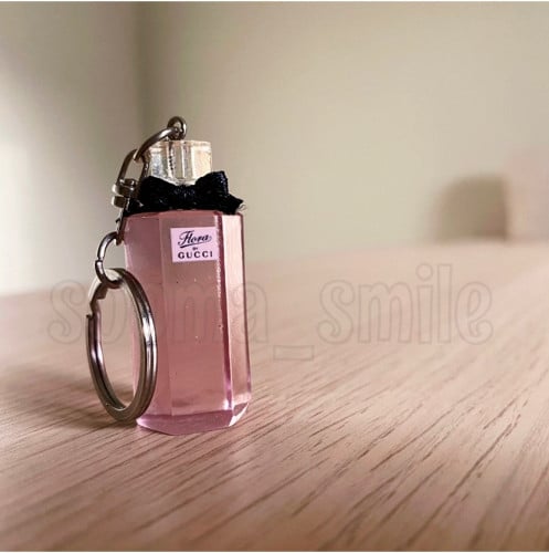 ميدالية مفاتيح عطر قوتشي فلورا