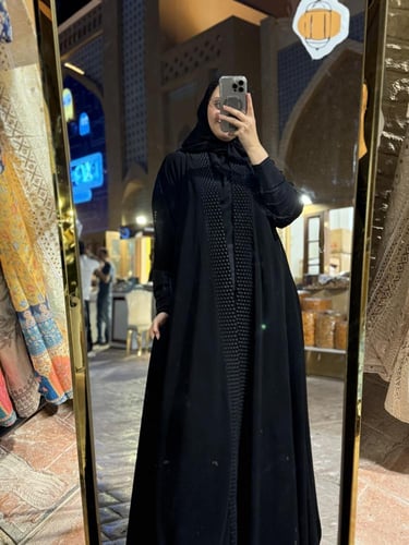 عبايه ملكيه
