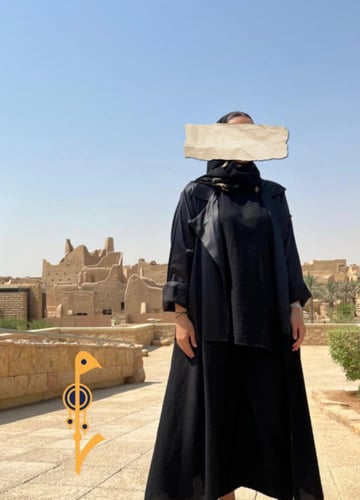 عبايه لينن مع ساتان