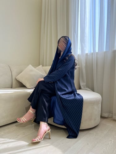 U47-بليزر مخطط مبطن (متوفر بلون/اسود-كحلي)