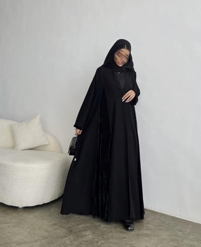 U1 - عبايه كلوش مع مخمل