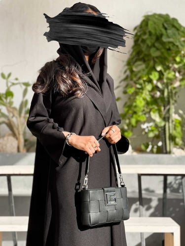 U36-عبايه كتان