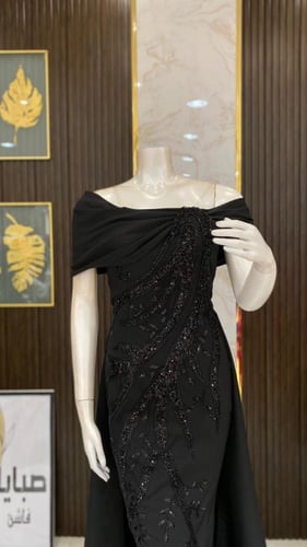 فستان سهرة - تألقي بإطلالة فاخرة تخطف الأنظار