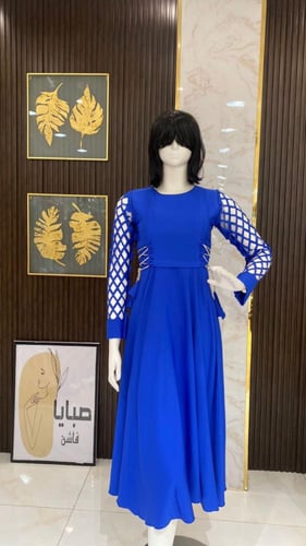 فستان اكمام مخرم