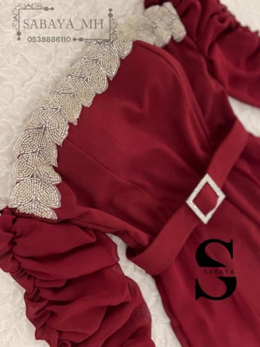 جمبسوت كريستاله عودي - إطلالة ملكية بلمسة أنيقة