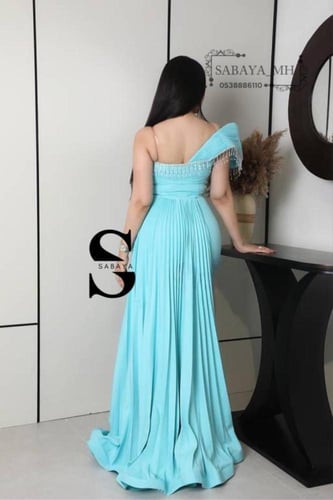 فستان سهرة بليسية