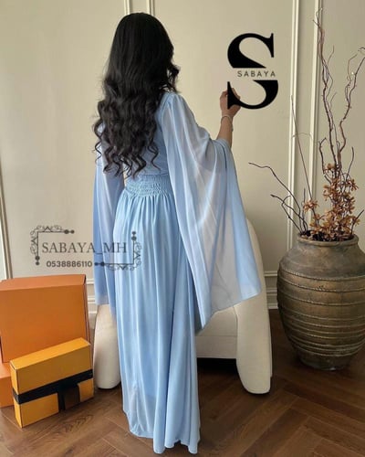 فستان شيفون بقصة عصرية - أناقة متجددة بتفاصيل أنيق...