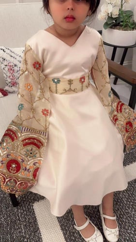 فستان غمرة بناتي