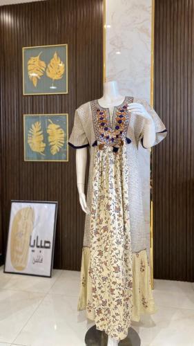 جلابية غجري هندية بتطريز مشجر - تصميم تقليدي يبرز...