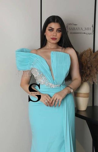 فستان سهرة بليسية