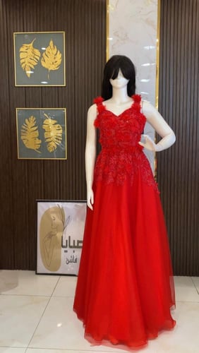 فستان سهرة تل احمر