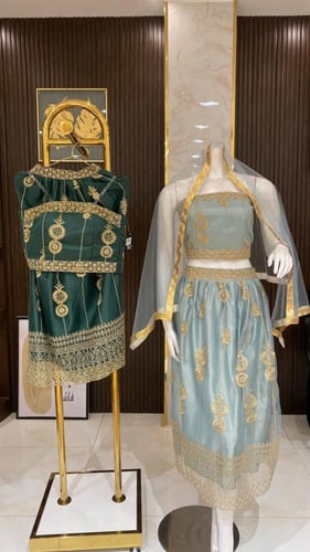 طقم مطرز غمرة بطرحة