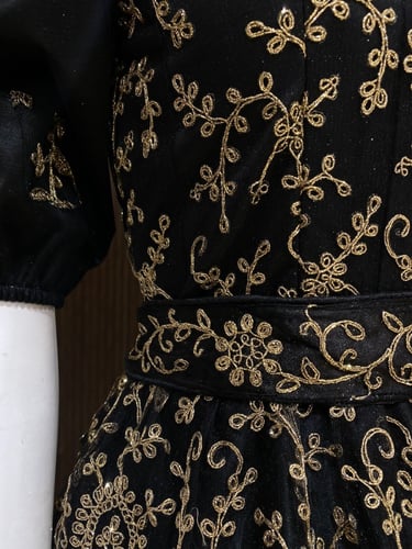 فستان غمرة تطريز راقيي