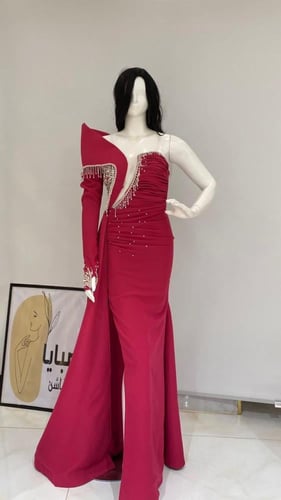 فستان سهرة - تألقي بإطلالة فاخرة وساحرة