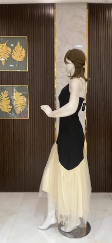 فستان رومنس - لمسة أنوثة ورقي