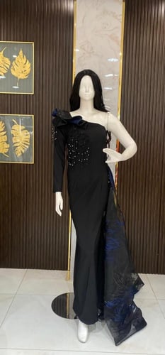 فستان سهرة كم جاكار