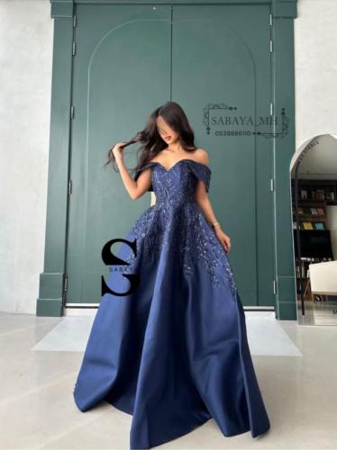 فستان سهرة مطرز - أناقة مطرزة بتفاصيل فاخرة