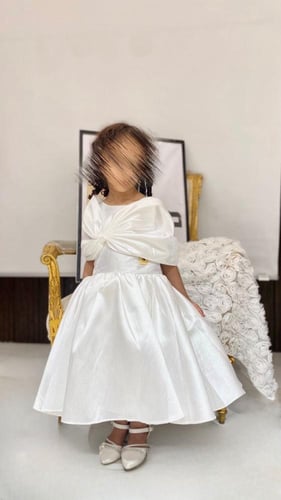 فستان سهرة بناتي ذيل