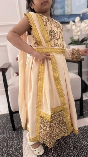 فستان غمرة بناتي