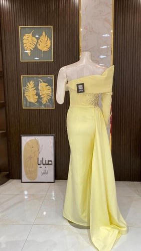 فستان سهرة - تألقي بإطلالة فاخرة وساحرة